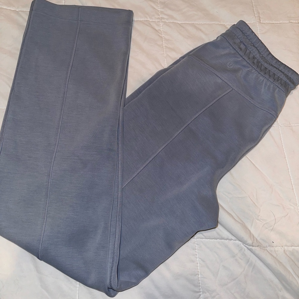 NEW Lululemon Softstreme Pants, gray blue size 4